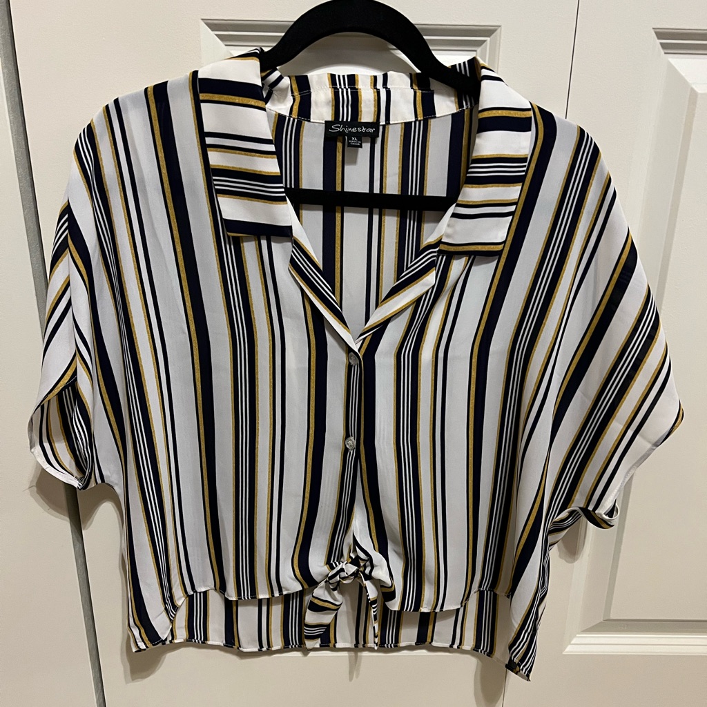 Cropped Button-Down